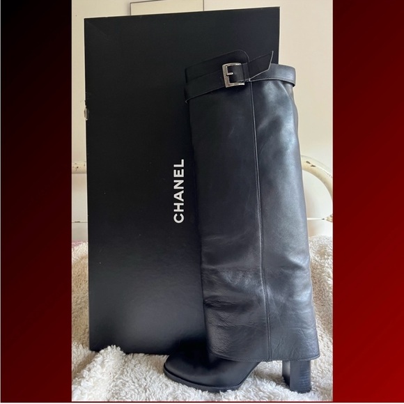 CHANEL  biker boot in black. Vintage. Size 8 - Picture 2 of 9